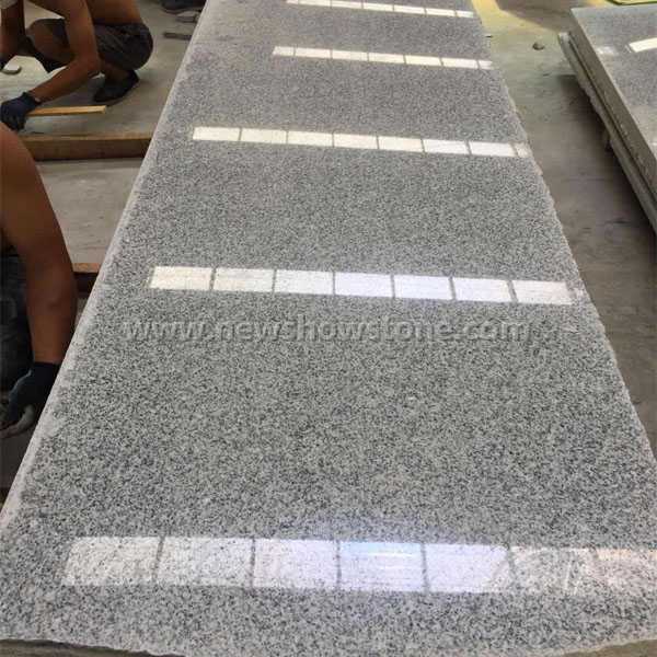 Promotion Sale Polished Light Gray Granite Slabs 