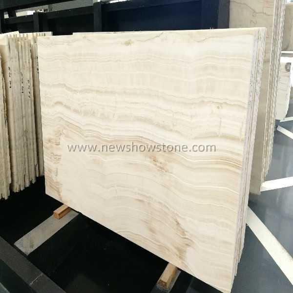Bookmatched Straight Vein White Onyx 
