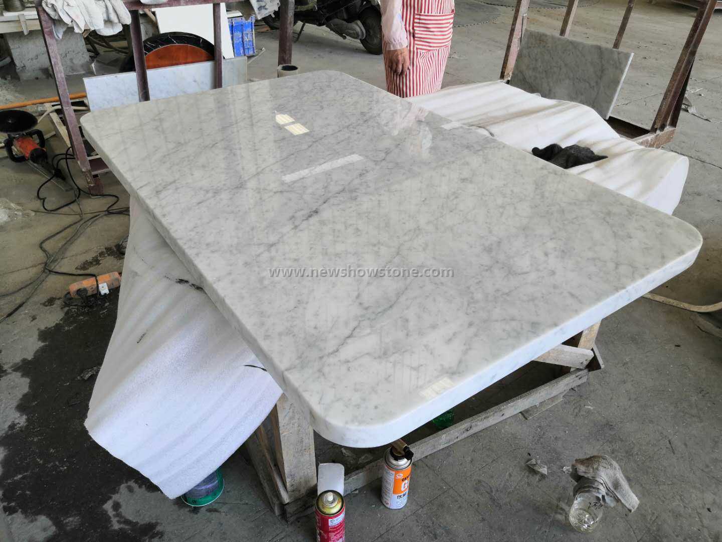 Living room table carrara white marble countertop