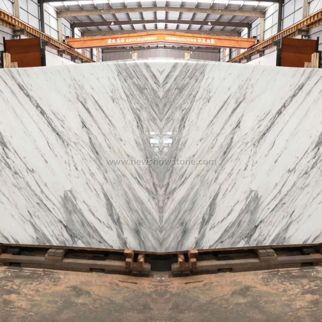 Bookmatch Statuario white marble slab
