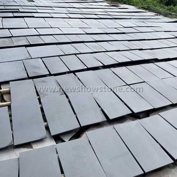 Dark grey basalt tile