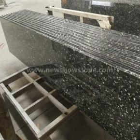 Labradorite Emperald Pearl Green Granite Countertop