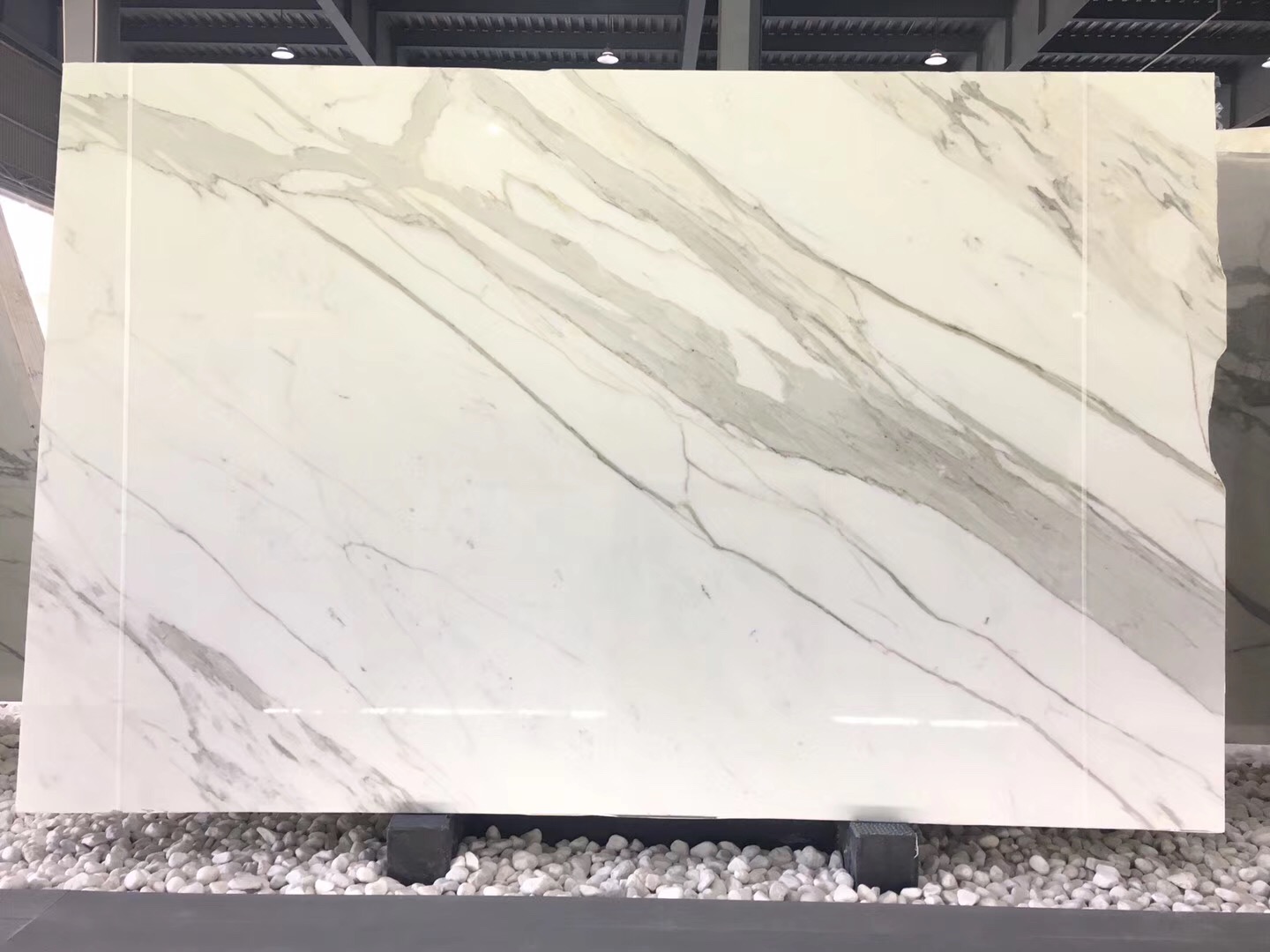 Calacatta white marble slabs